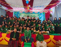 TINGKATKAN KUALITAS GENERASI QUR’ANI Metode Al-Insyirah Gelar Uji Publik / Munaqosyah Santri TPQ Darul ‘Ulum Kebumen